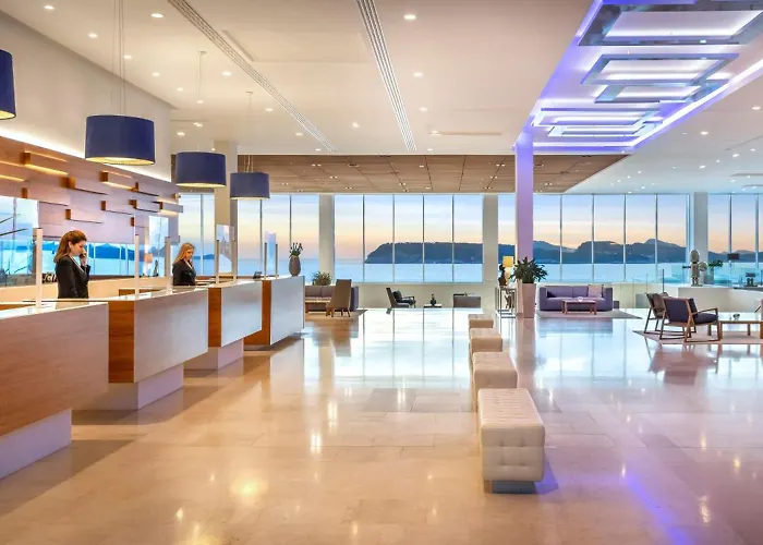 President Hotel, Valamar Collection Hotel 5*