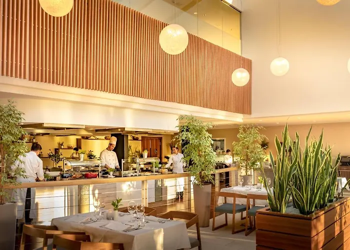 Hotel President Hotel, Valamar Collection 5*