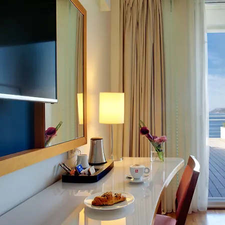 Szálloda President Hotel, Valamar Collection 5*