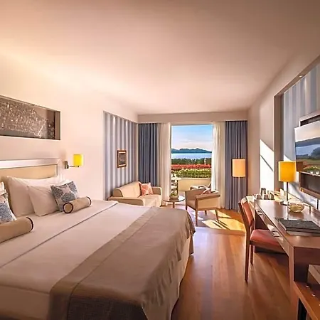 President Hotel, Valamar Collection Hotel