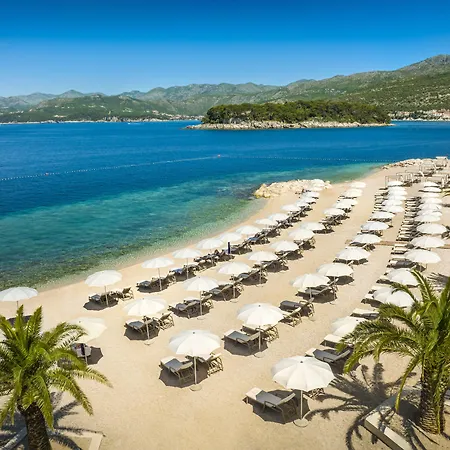 酒店 President Hotel, Valamar Collection 5*