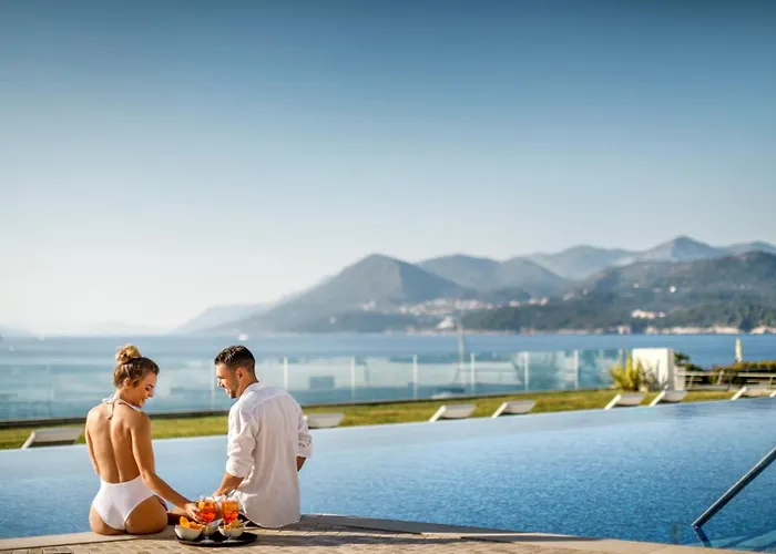 President Hotel, Valamar Collection 5*