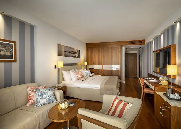 President Hotel, Valamar Collection 5*